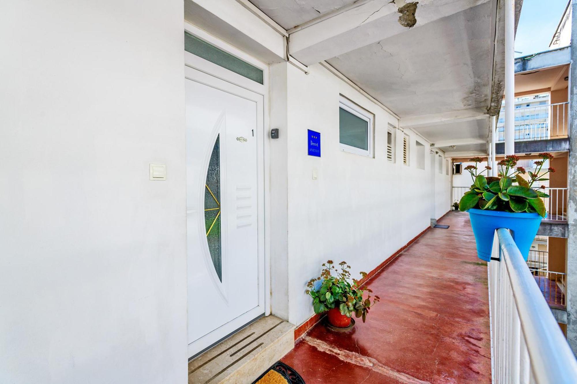 Fancy Apartment - Near The Zadar Bridge Esterno foto